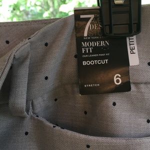 NWT. NY&CO. 7th Avenue.bootcut pants. 6P